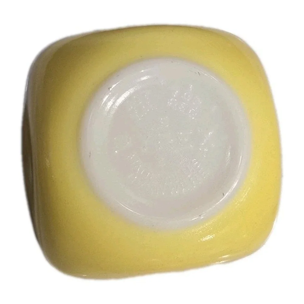 VTG 1970s pyrex Yellow Mixing Bowl White‎ Interior USA Glass 3